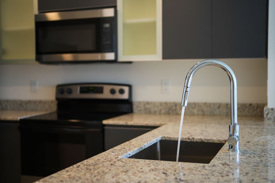 Modern kitchen sink faucet detailing